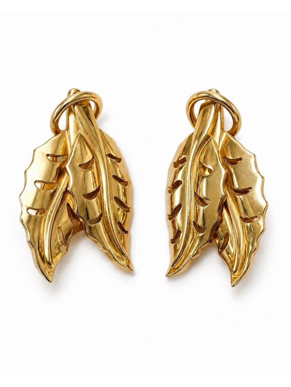Vintage Gold Tone Leaf Clip On Earrings Textured Nature Botanical Retro Pair